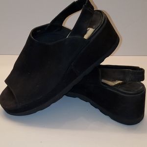 Kenneth Cole Platform